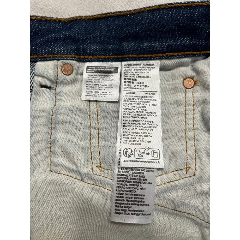 Levis 501 Original Fit Jeans Mens 38x32 Dark Blue Denim Button Fly Straight Leg